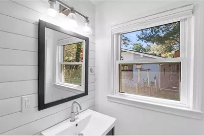 5593 Laurel Lane NW, Lilburn, GA 30047 - Photo 21