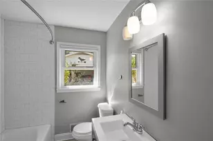 5593 Laurel Ln NW, Lilburn, GA 30047 - Photo 15