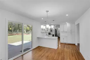 5593 Laurel Ln NW, Lilburn, GA 30047 - Photo 9