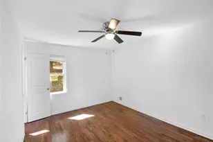 5593 Laurel Ln NW, Lilburn, GA 30047 - Photo 23