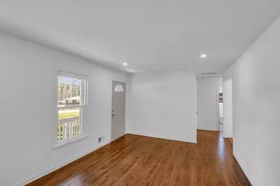 5593 Laurel Lane NW, Lilburn, GA 30047 - Photo 5