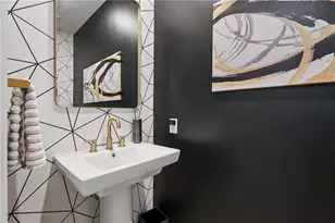 2425 Peachtree Rd NE, Atlanta, GA 30305 - Photo 29