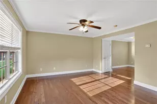 37 Villa Ct SE, Smyrna, GA 30080 - Photo 5