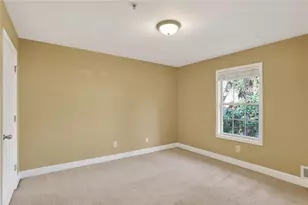37 Villa Ct SE, Smyrna, GA 30080 - Photo 15