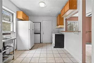 2524 Gordon Circle SE, Smyrna, GA 30080 - Photo 5