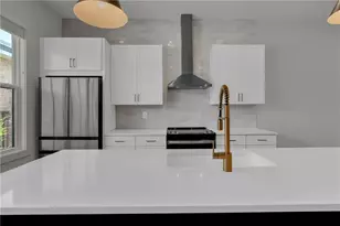152 Chestnut Cir, Atlanta, GA 30342 - Photo 11