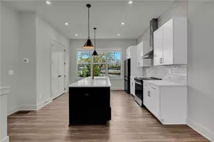 152 Chestnut Cir, Atlanta, GA 30342 - Photo 11