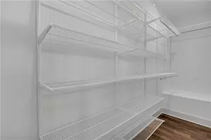 152 Chestnut Cir, Atlanta, GA 30342 - Photo 33