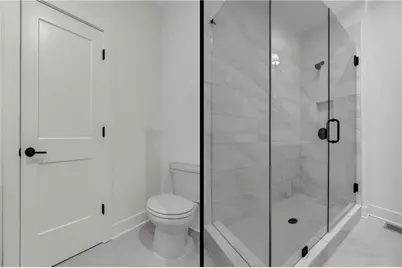 152 Chestnut Circle, Atlanta, GA 30342 - Photo 37