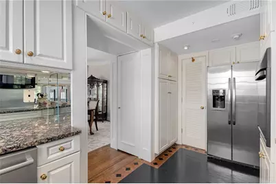 1325 Peachtree Street NE #401, Atlanta, GA 30309 - Photo 21