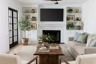 380 Silver Creek Run, Lawrenceville, GA 30044 - Photo 7