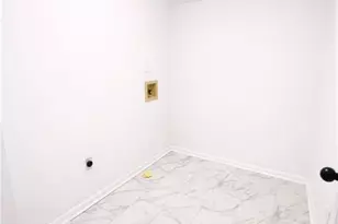 380 Silver Creek Run, Lawrenceville, GA 30044 - Photo 31