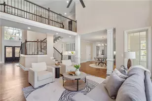 715 Fawn Ridge Ct, Roswell, GA 30075 - Photo 3