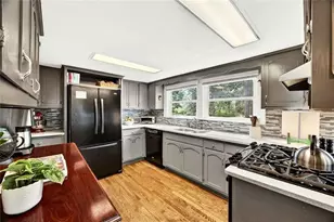 1310 Winburn Dr, East Point, GA 30344 - Photo 13