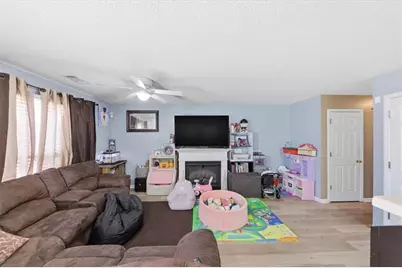 7222 Alicias Way, Morrow, GA 30260 - Photo 9