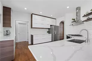 12350 Broadleaf Ln, Alpharetta, GA 30005 - Photo 5