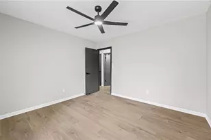 7823 Chase Woods Dr, Jonesboro, GA 30236 - Photo 25