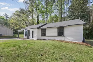 7823 Chase Woods Dr, Jonesboro, GA 30236 - Photo 3