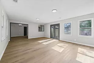 7823 Chase Woods Dr, Jonesboro, GA 30236 - Photo 15