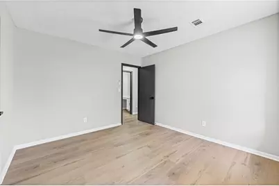 7823 Chase Woods Drive, Jonesboro, GA 30236 - Photo 23