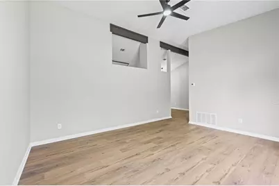 7823 Chase Woods Drive, Jonesboro, GA 30236 - Photo 5