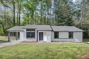 7823 Chase Woods Dr, Jonesboro, GA 30236 - Photo 1