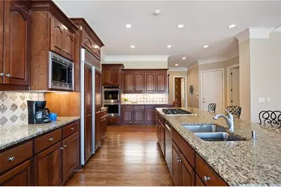 5405 Saint Lyonn Place, Marietta, GA 30068 - Photo 17