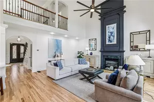 1165 Beacon Hill Crossing, Alpharetta, GA 30005 - Photo 9