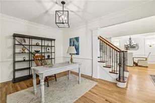 1165 Beacon Hill Crossing, Alpharetta, GA 30005 - Photo 7