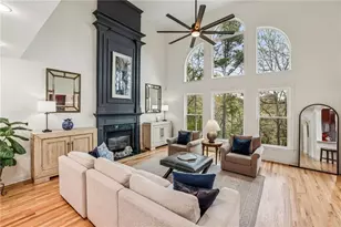 1165 Beacon Hill Crossing, Alpharetta, GA 30005 - Photo 11