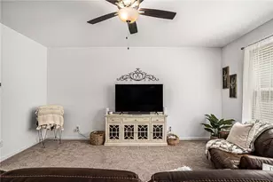 306 Vine Ct, Griffin, GA 30223 - Photo 11