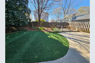 1562 Mercer Avenue, Atlanta, GA 30337 - Photo 7