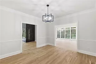 7170 Riverside Dr, Sandy Springs, GA 30328 - Photo 15