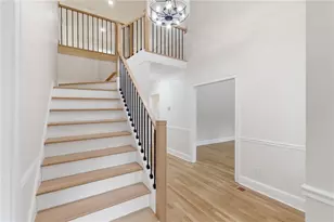 7170 Riverside Dr, Sandy Springs, GA 30328 - Photo 5