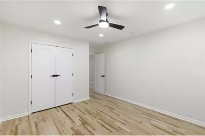 7170 Riverside Drive, Sandy Springs, GA 30328 - Photo 35