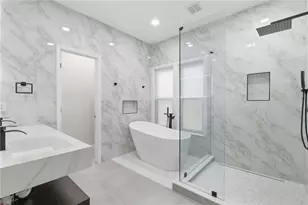 7170 Riverside Dr, Sandy Springs, GA 30328 - Photo 31