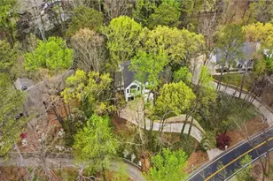 7170 Riverside Dr, Sandy Springs, GA 30328 - Photo 57