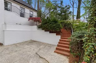 7170 Riverside Dr, Sandy Springs, GA 30328 - Photo 3