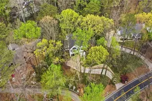 7170 Riverside Dr, Sandy Springs, GA 30328 - Photo 57