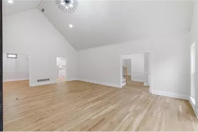 7170 Riverside Drive, Sandy Springs, GA 30328 - Photo 11