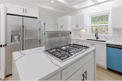 7170 Riverside Drive, Sandy Springs, GA 30328 - Photo 19