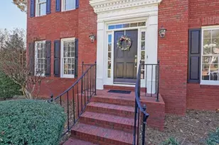 1381 Providence Dr, Lawrenceville, GA 30044 - Photo 3