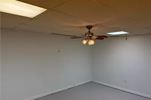1381 Providence Dr, Lawrenceville, GA 30044 - Photo 33