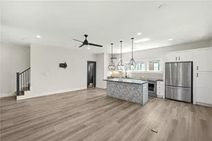 609 King Arnold St, Hapeville, GA 30354 - Photo 11