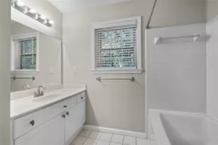 2680 Pine Tree Rd NE, Atlanta, GA 30324 - Photo 25