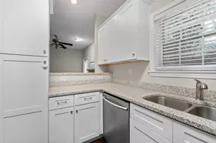 2680 Pine Tree Rd NE, Atlanta, GA 30324 - Photo 15
