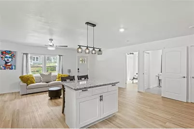 1077 Peeples Street SW, Atlanta, GA 30310 - Photo 5