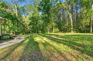 4060 Grove Trail, Loganville, GA 30052 - Photo 23