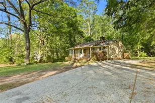 4060 Grove Trail, Loganville, GA 30052 - Photo 3