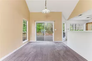 6010 Pattillo Ln, Lithonia, GA 30058 - Photo 9